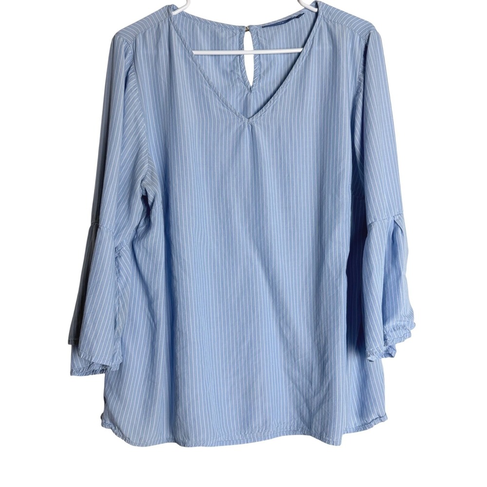 APT 9 Womens Plus Size XL Blue White Stripe Bell Sleeve V Neck Top Cute‎ Chic